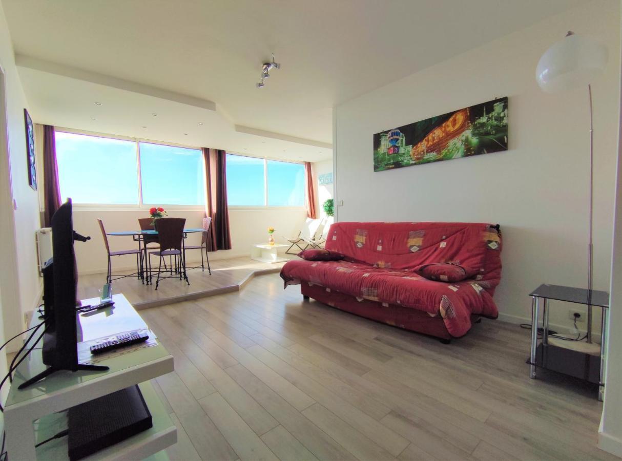 6 Appartements Et 4 Adresses A Mi-Chemin Entre Le Vieux Port Et L Ile De Re Ла-Рошель Екстер'єр фото