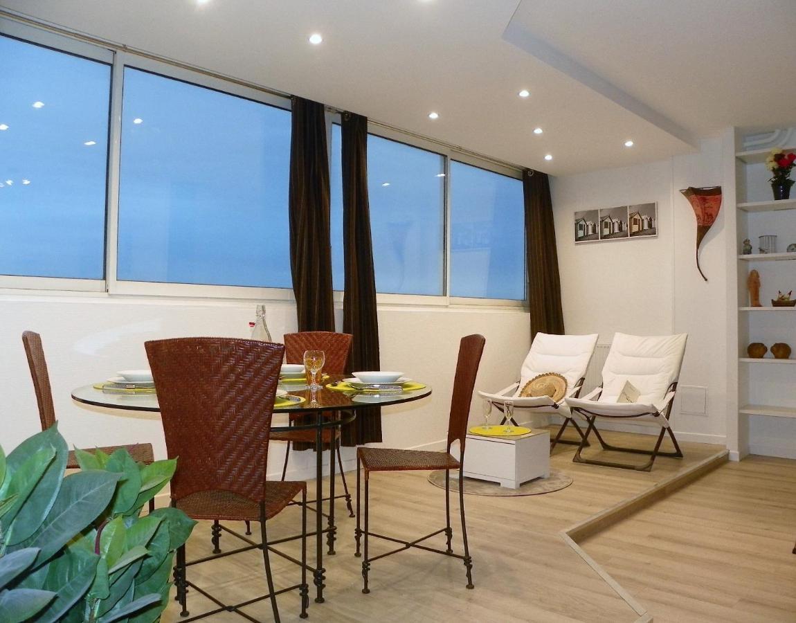 6 Appartements Et 4 Adresses A Mi-Chemin Entre Le Vieux Port Et L Ile De Re Ла-Рошель Екстер'єр фото