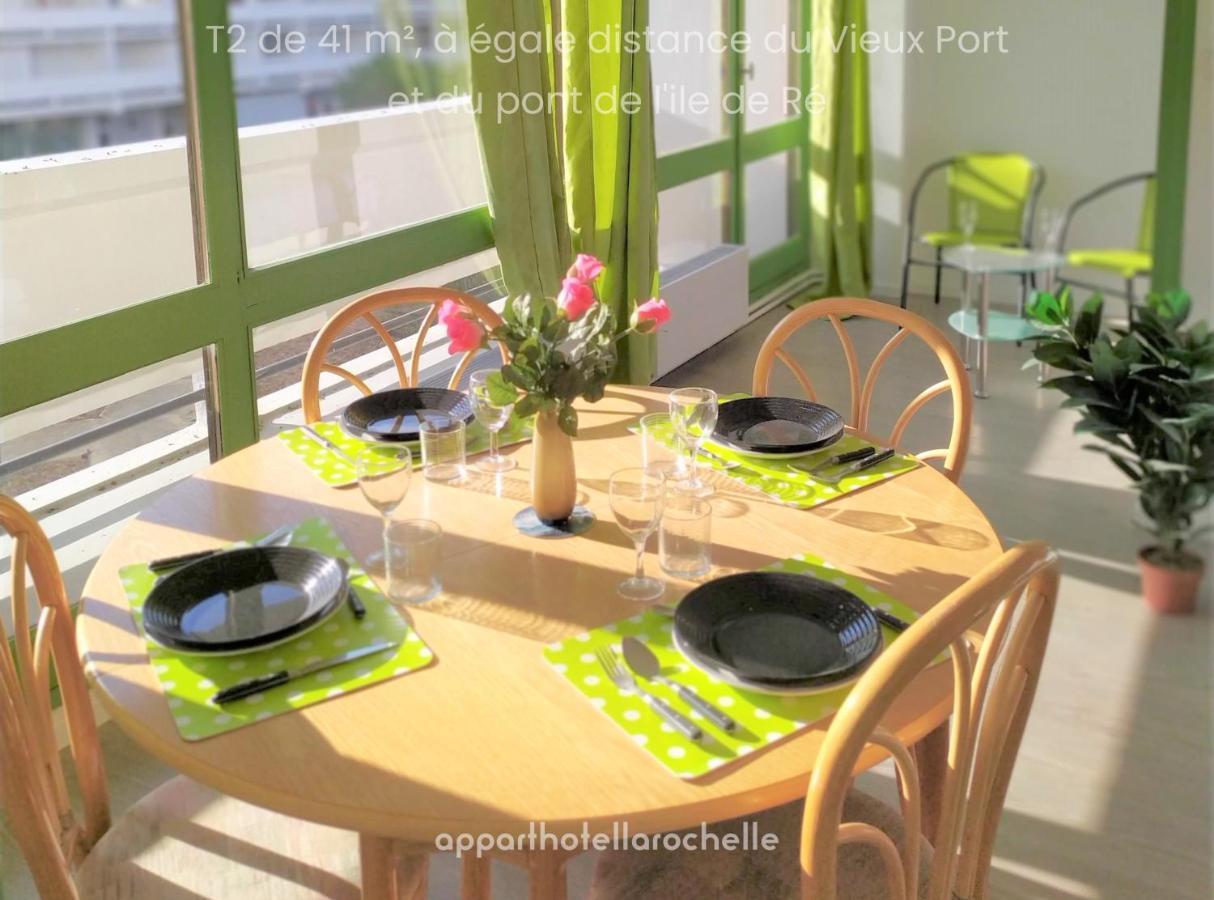 6 Appartements Et 4 Adresses A Mi-Chemin Entre Le Vieux Port Et L Ile De Re Ла-Рошель Екстер'єр фото
