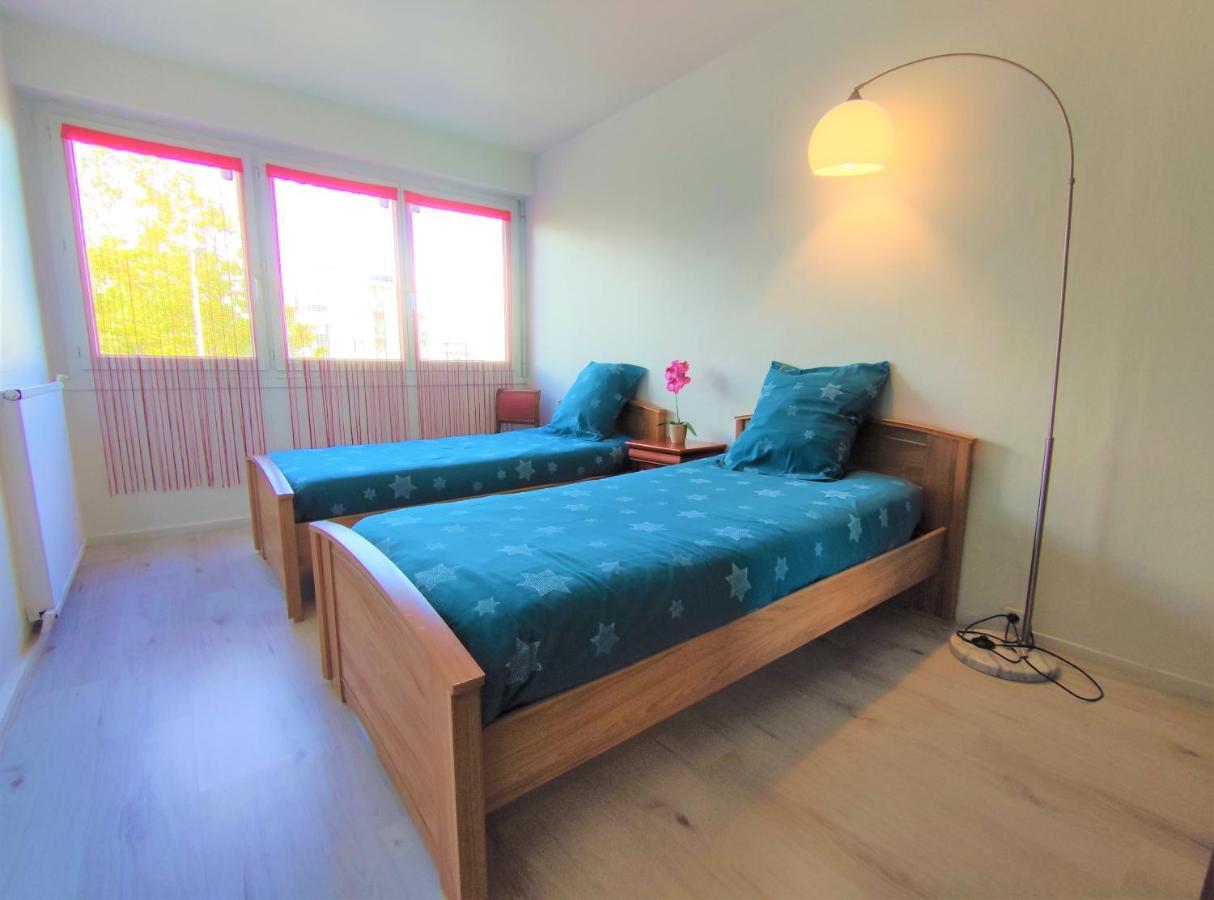 6 Appartements Et 4 Adresses A Mi-Chemin Entre Le Vieux Port Et L Ile De Re Ла-Рошель Екстер'єр фото